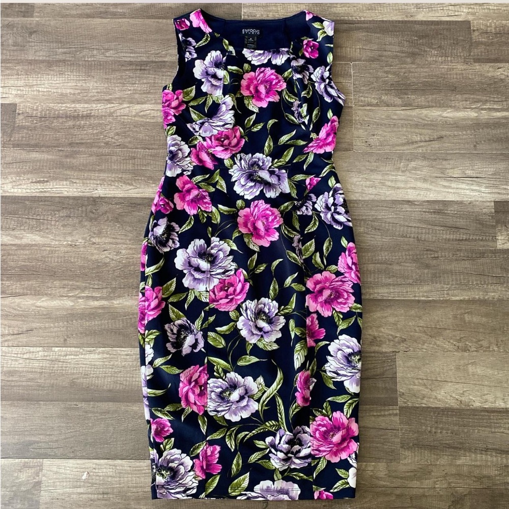 Enfocus Studio floral dress 
Size 6